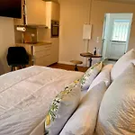 Semesterbostad Haus Lena Tinyhouse *