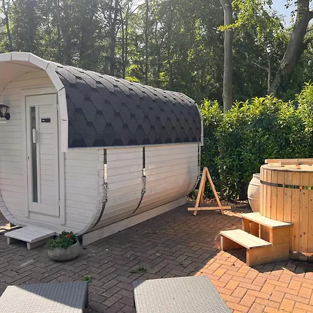 Haus Lena Tinyhouse Nyaraló *