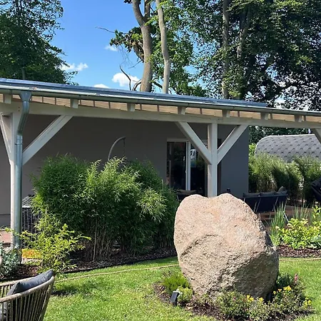 Haus Lena Tinyhouse * Leopoldshagen